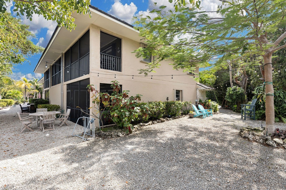 Corner Unit with large yard