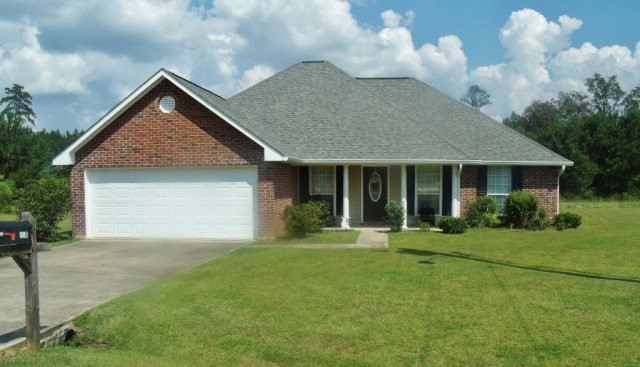 110 Fox Loop Dr, McComb, MS 39648 - photo 1