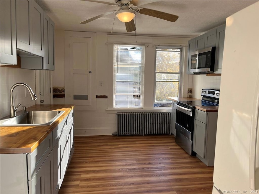 62 Walnut St unit 66, Seymour, CT 06483 - photo 1