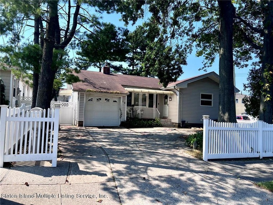98 Vedder Ave, Staten Island, NY 10302 - photo 1