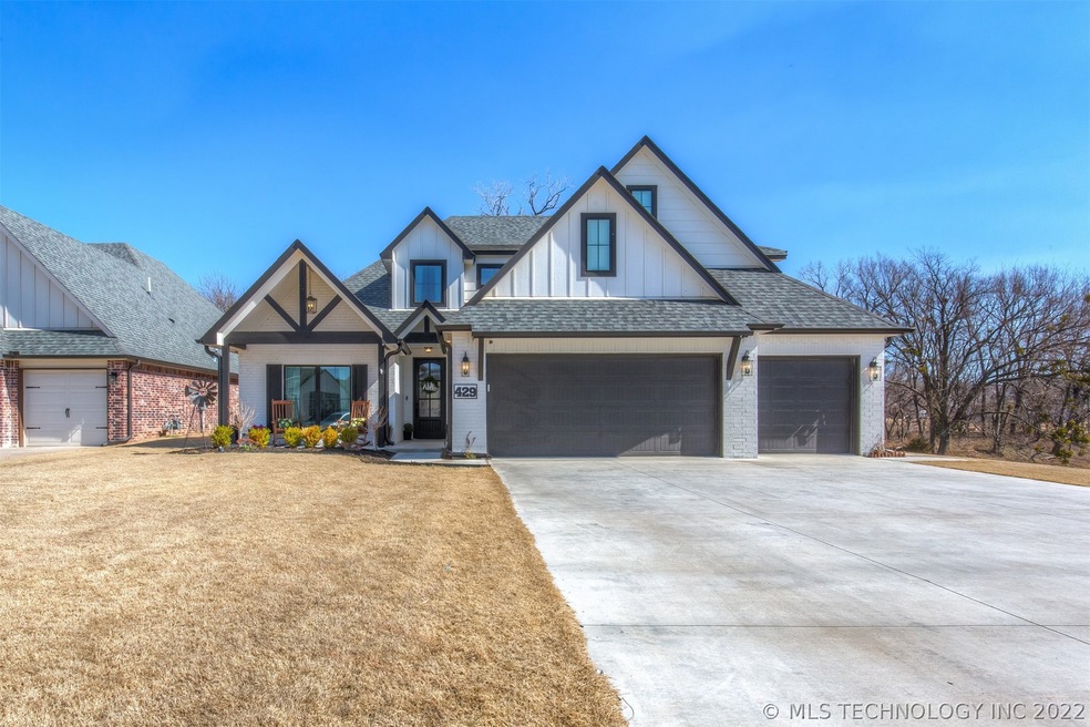 429 E 126th St S, Jenks, OK 74037 - photo 1