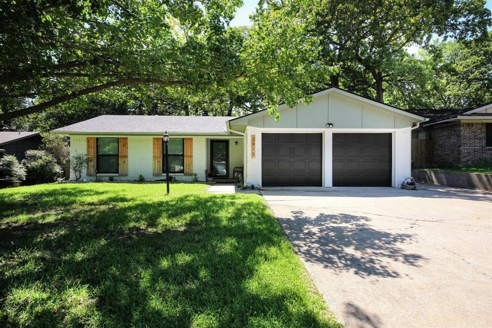 2915 W Day St, Denison, TX 75020 - photo 1