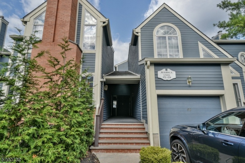177 Surrey Ct, Ramsey, NJ 07446 - photo 1