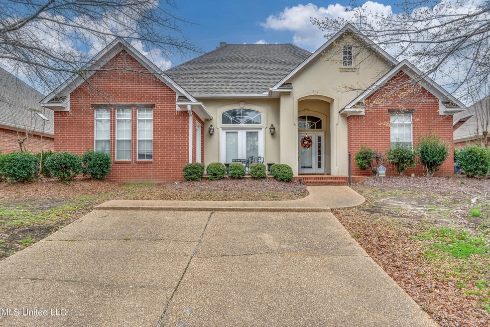 105 Vineyard Blvd, Brandon, MS 39047 - photo 1