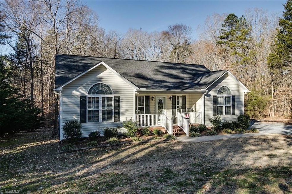 617 Dynasty Dr, Asheboro, NC 27205 - photo 1