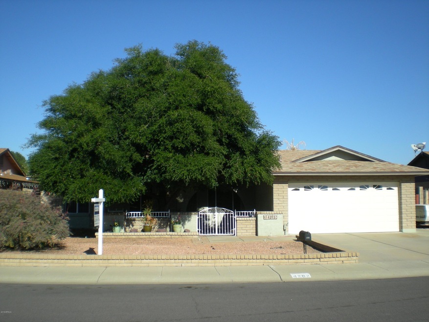 4202 W. Pershing