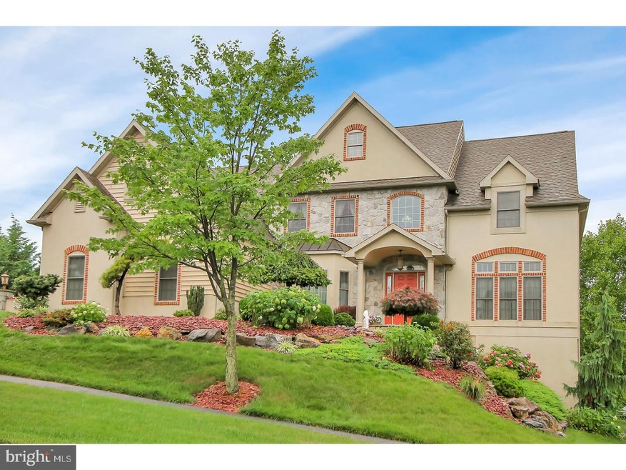 1302 Springhouse Rd, Reading, PA 19608 - photo 1