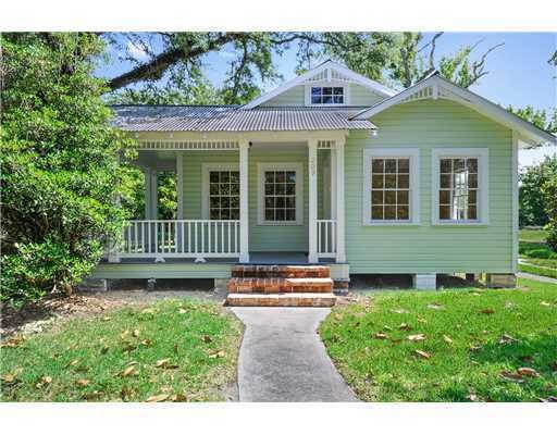 209 Saint Charles St, Bay Saint Louis, MS 39520 - photo 1