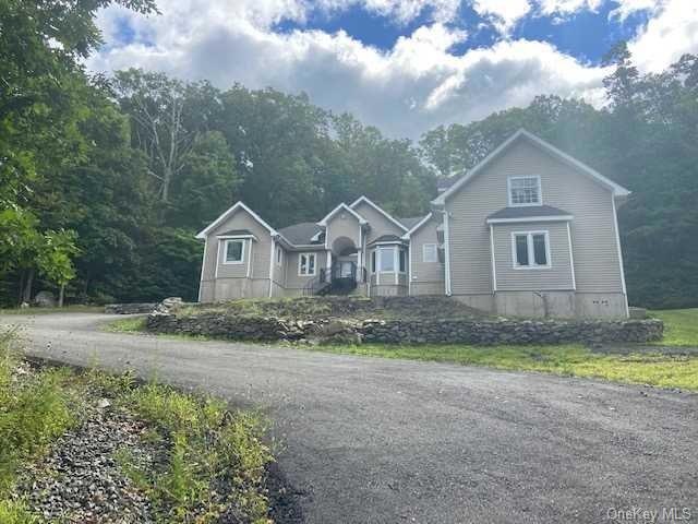 146 Woodmont Rd, Hopewell Junction, NY 12533 - photo 1