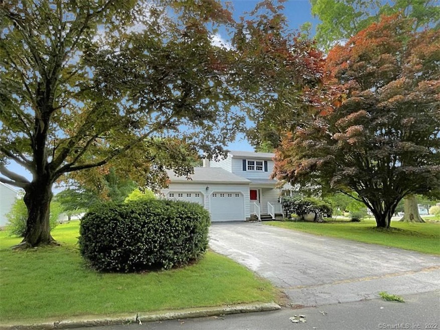 45 Sequin Dr, Groton, CT 06340 - photo 1