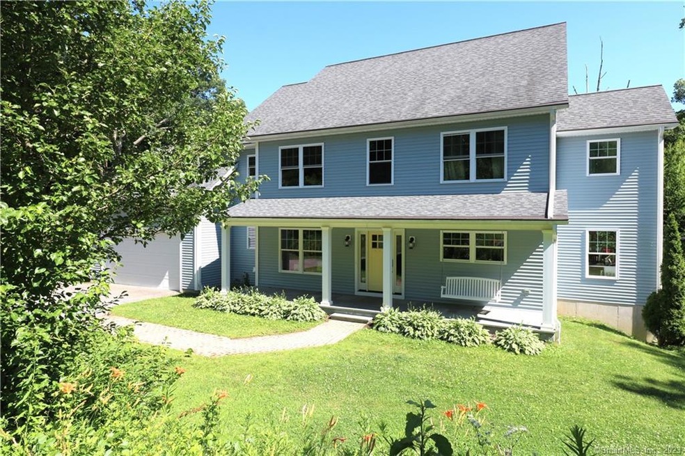 545 Westledge Dr, Torrington, CT 06790 - photo 1