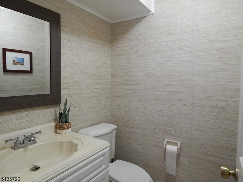 5202 Stonehedge Rd, Edison, NJ 08820 - photo 1