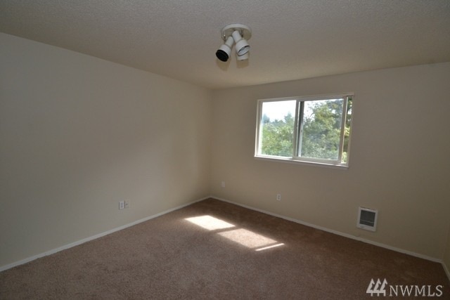 926 205th Place SE, Bothell, WA 98012 - photo 1