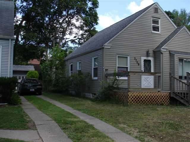 3709 Roanoke Rd, Toledo, OH 43613 - photo 1