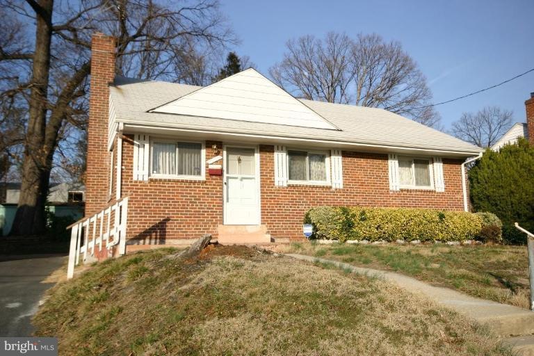 1408 Quebec St, Hyattsville, MD 20783 - photo 1