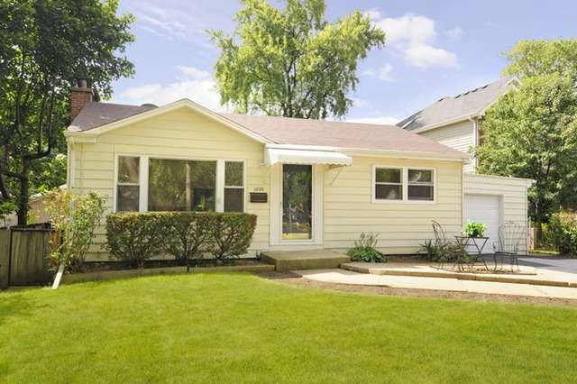 1406 Manchester Rd, Wheaton, IL 60187 - photo 1