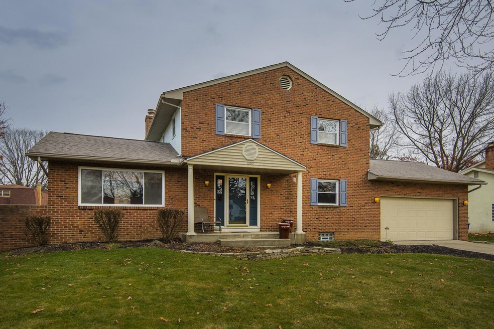 1360 Walshire Dr N, Columbus, OH 43232 - photo 1