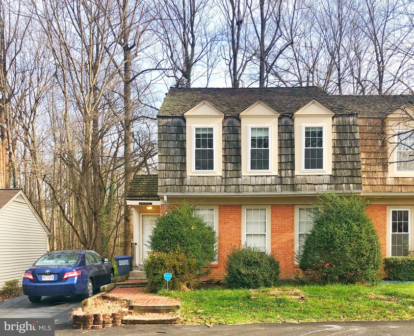 9980 Hemlock Woods Ln, Burke, VA 22015 - photo 1