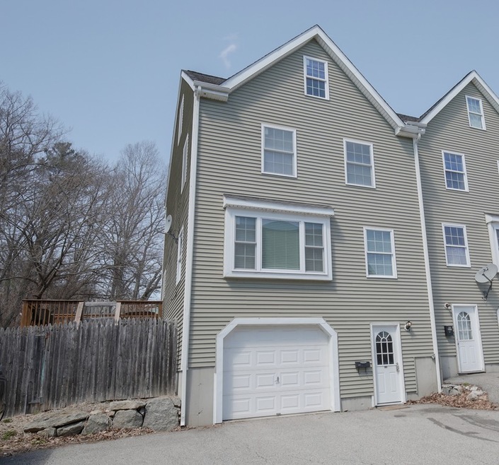 113 Border St unit C, Whitinsville, MA 01588 - photo 1