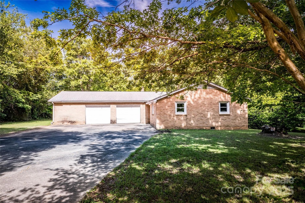 1491 Cedar Grove Rd, Clover, SC 29710 - photo 1