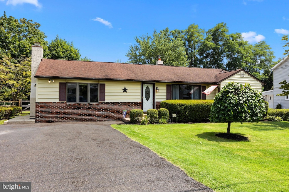 215 Summer Ave, Horsham, PA 19044 MLS PAMC2078162