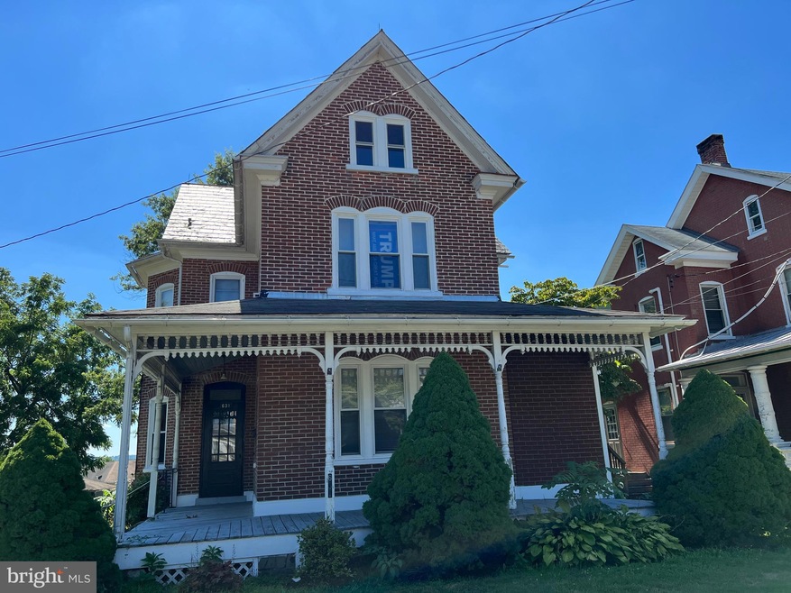 631 Main St unit 2, Red Hill, PA 18076 - photo 1