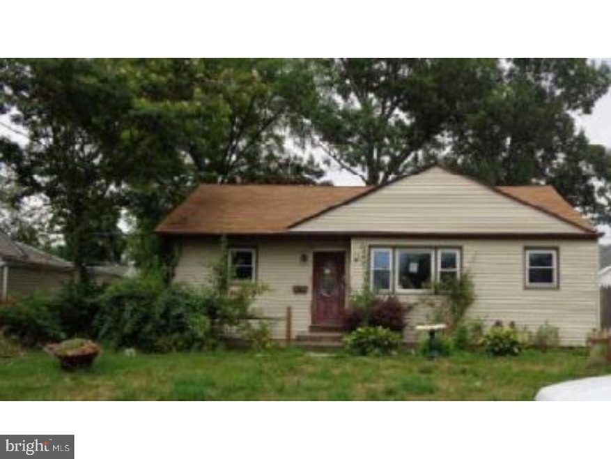 17 Gainor Ave, Maple Shade, NJ 08052 - photo 1