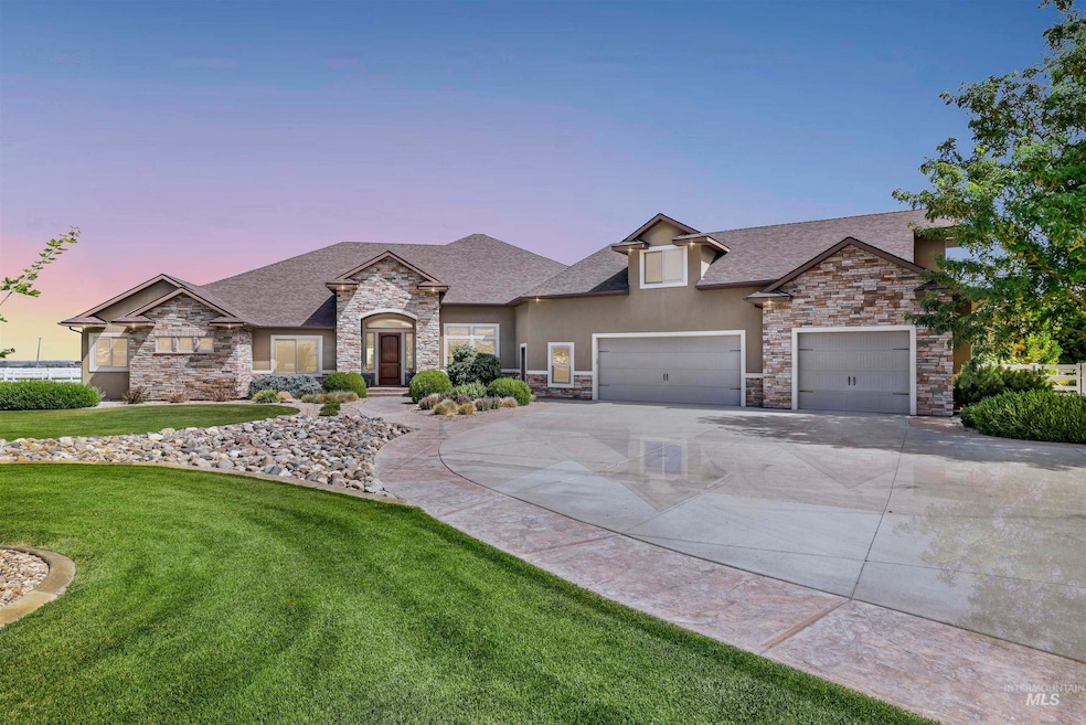 For Sale $1,849,900 • Co-Listing Agent
