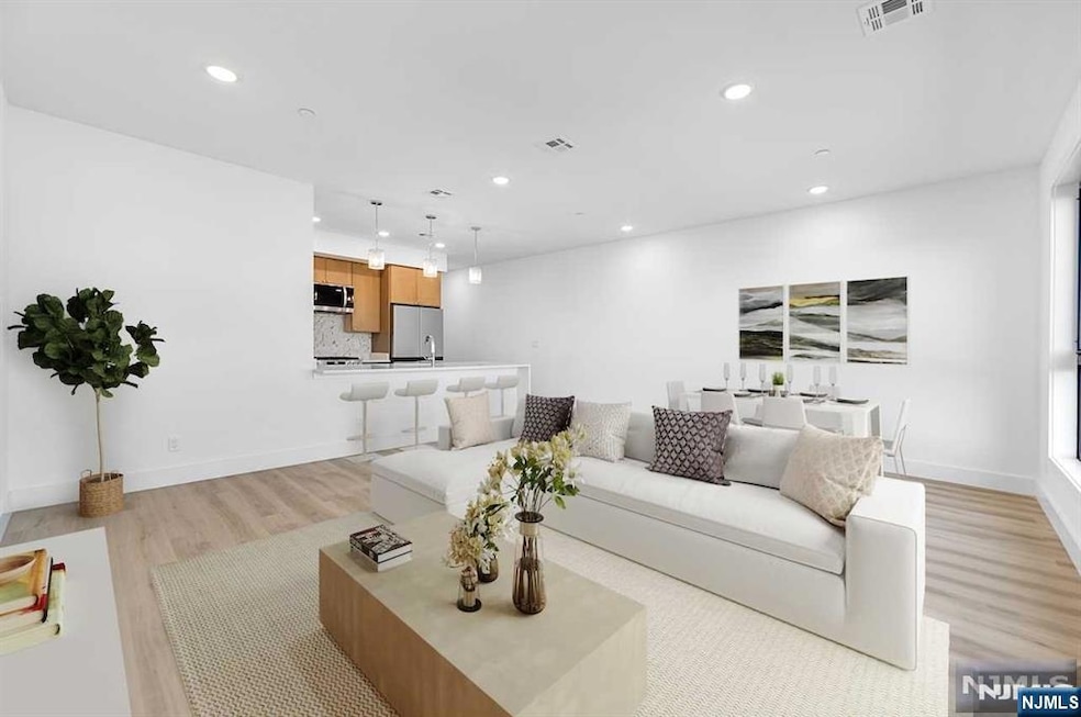 For Rent $3,900/month