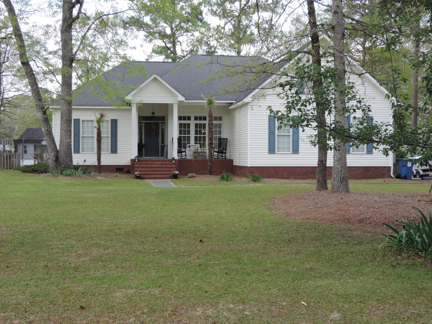 Spacious home w/large yard