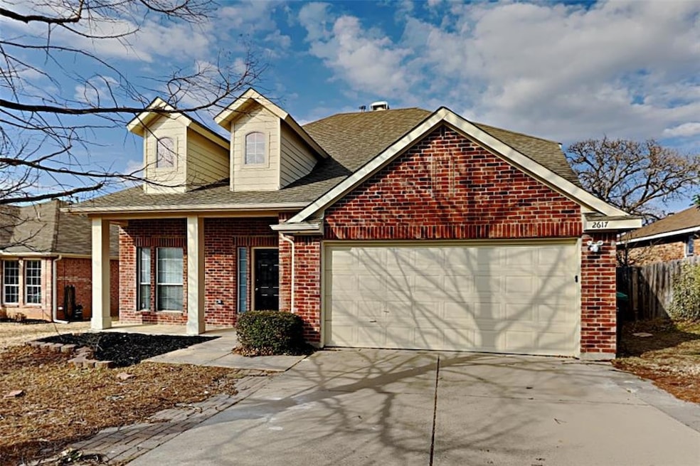 2617 Hilcroft Ave, Denton, TX 76210 - photo 1