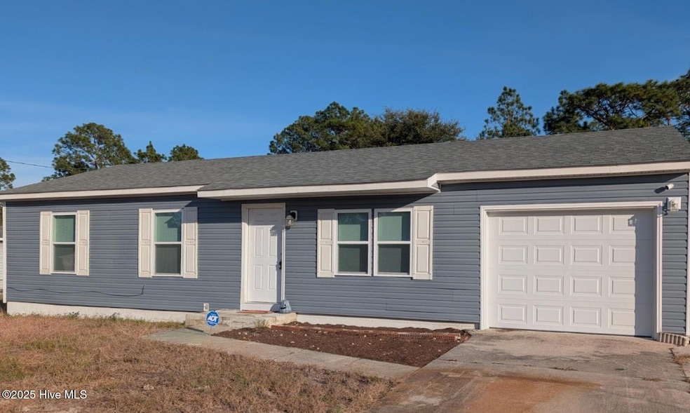 17 Crown Point Rd, Hubert, NC 28539 - photo 1