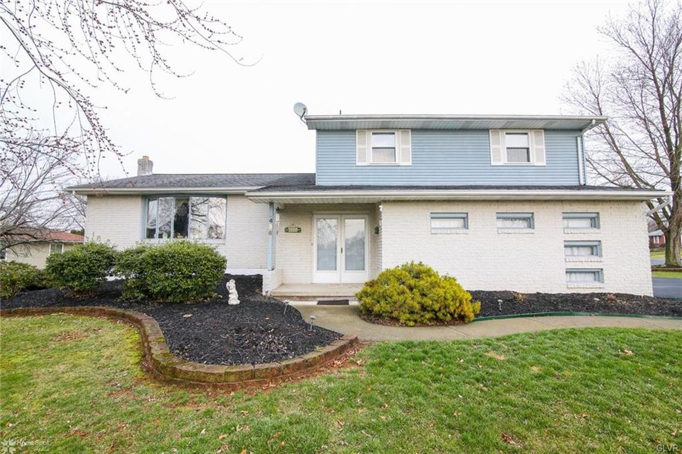 436 Larch Ln, Nazareth, PA 18064 - photo 1