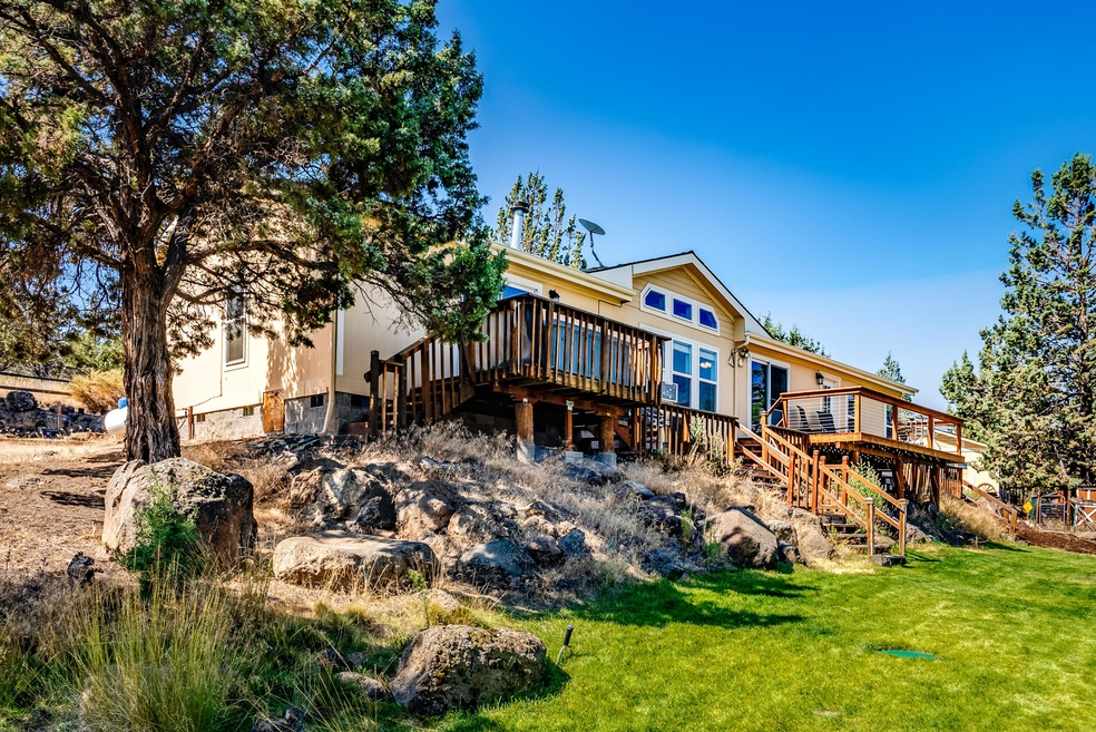65570 78th St, Bend-40