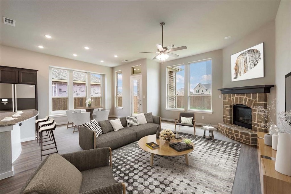 17131 Crimson Crest Dr, Conroe, TX 77302 - photo 1