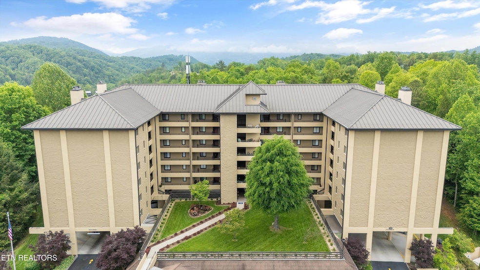 Welcome To Leconte Towers