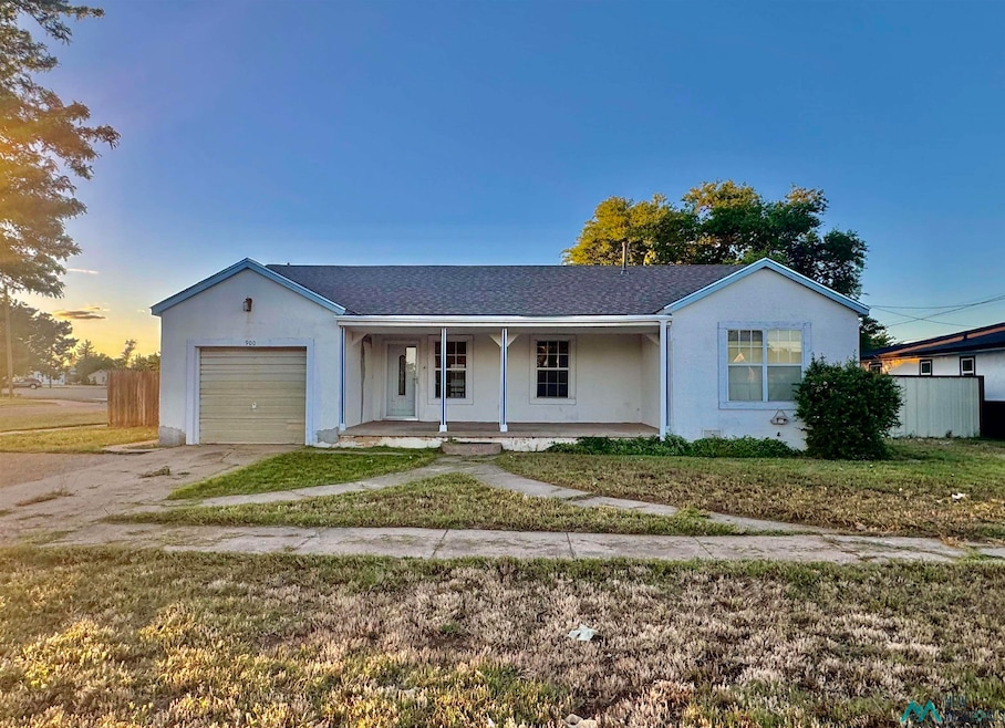 900 E 10th St, Clovis, NM 88101 - photo 1