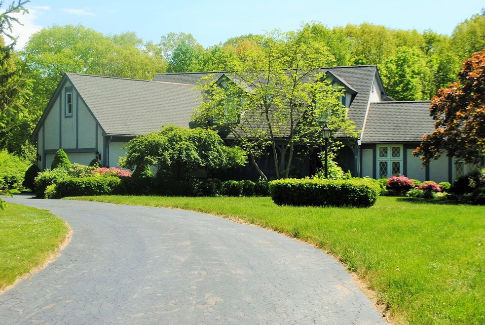 934 Blind Brook Dr.