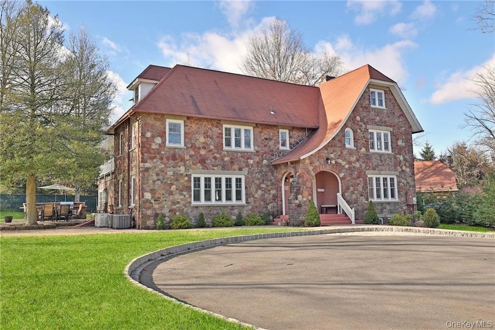 For Rent $9,500/month • Co-Listing Agent