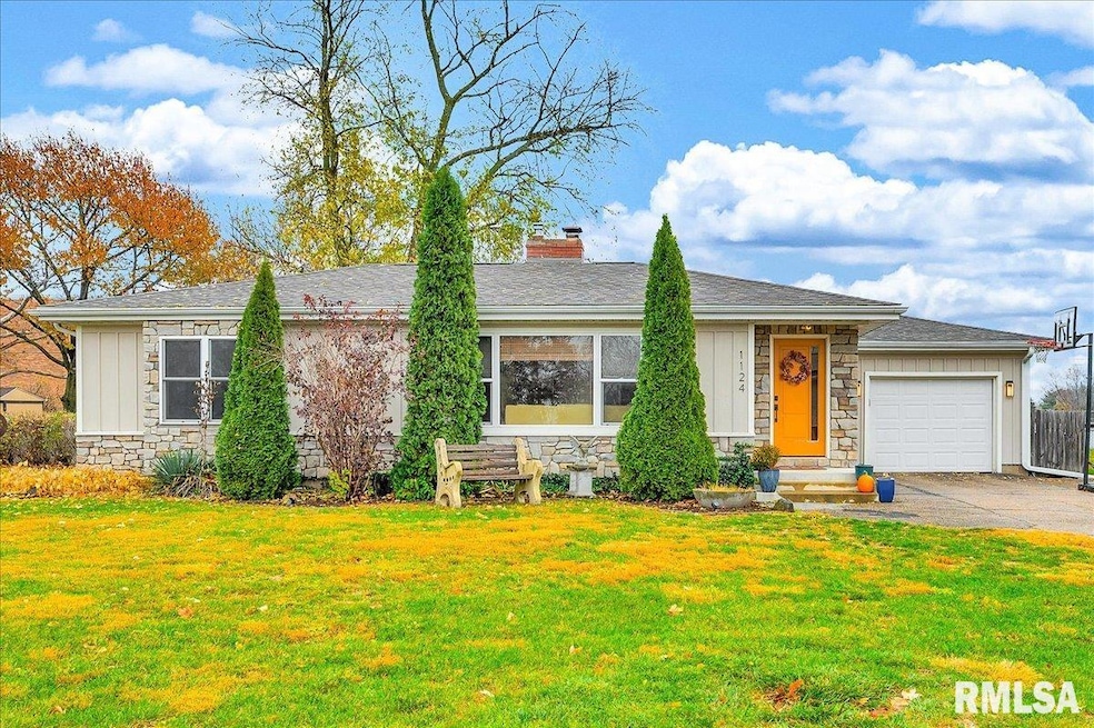 Pending $174,900 • Co-Listing Agent