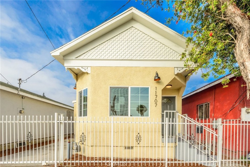 11707 Compton Ave, Los Angeles, CA 90059 - photo 1