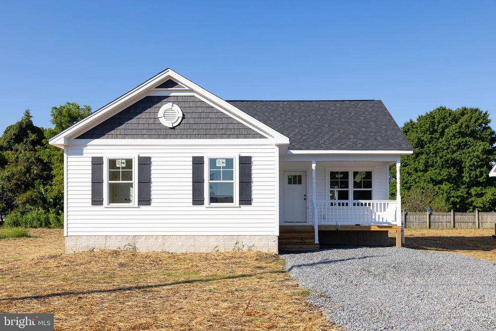 125 Pearson Dr, Colonial Beach, VA 22443 - photo 1