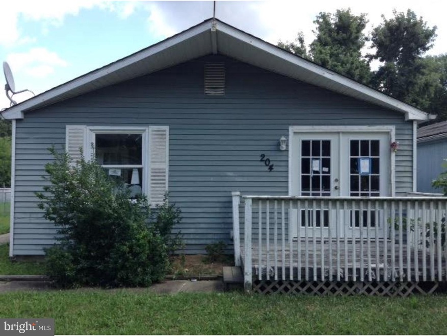 204 Gibbons Ct, Atco, NJ 08004 - photo 1