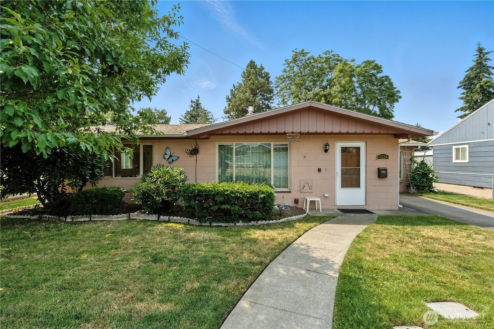 For Sale $319,500