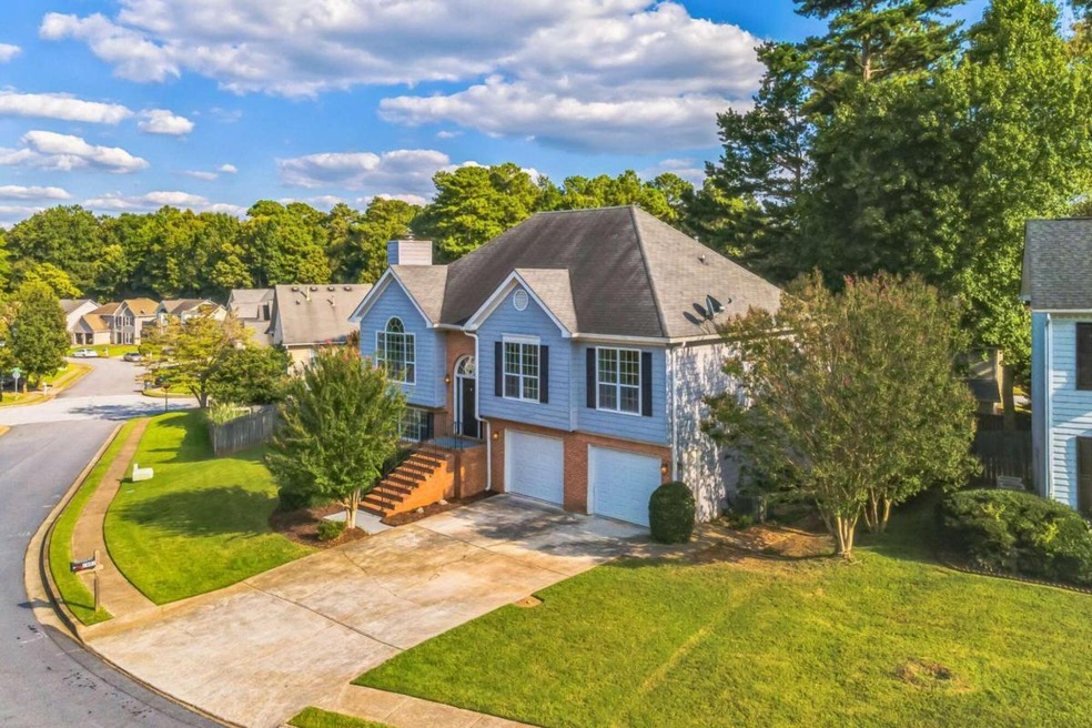 2802 Manor Glen Ln, Suwanee, GA 30024 - photo 1