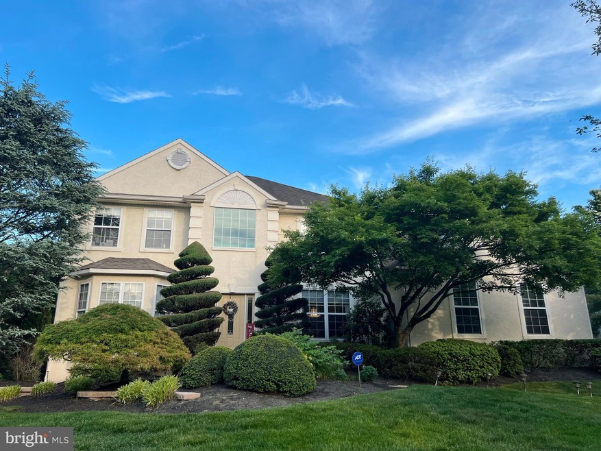 32 Pheasant Dr, Mount Laurel, NJ 08054 - photo 1