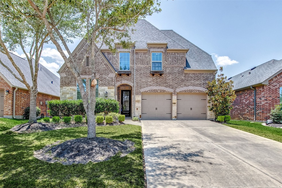 2830 Weldons Forest Drive is a 2 story home with 4 bedrooms, 3 bathrooms and attached 2 car garage located in Firethorne of Katy, TX.