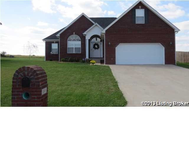 1989 Clearwater Dr, Lawrenceburg, KY 40342 - photo 1