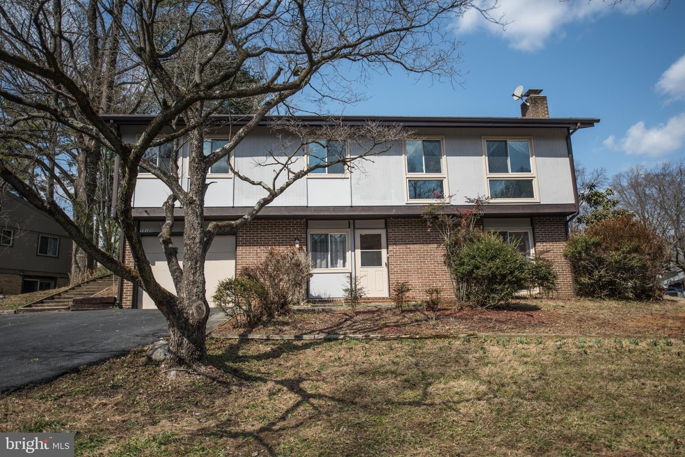 15120 Dufief Dr, North Potomac, MD 20878 - photo 1