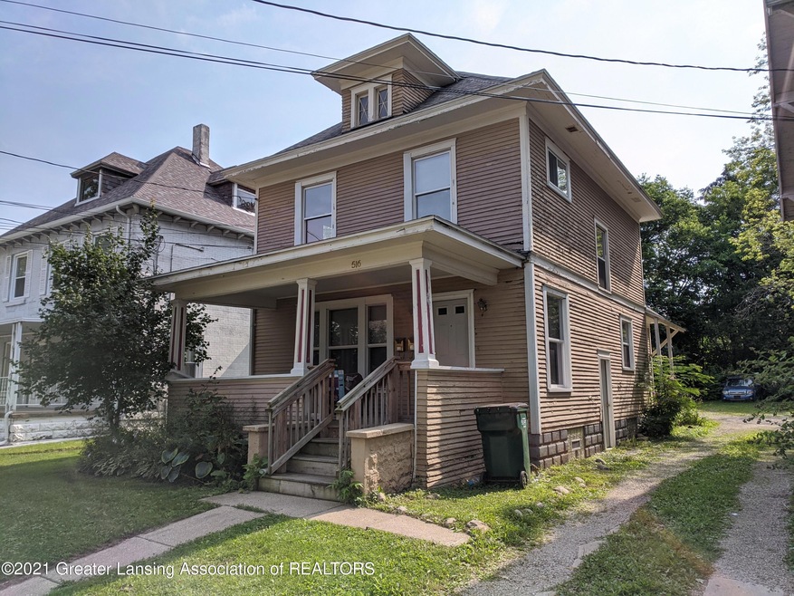 516 N Sycamore St, Lansing, MI 48933 - photo 1